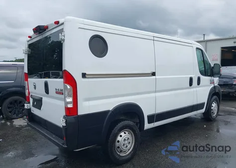 2021 Ram Promaster 1500 Low Roof 136 Wb из США, поврежденный, VIN 3C6LRVAG4ME577842
